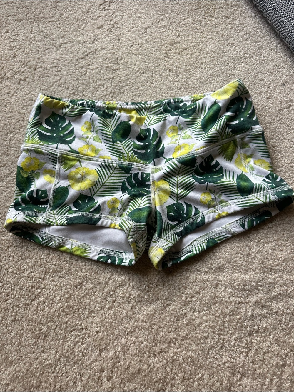 FLEO Tropical Monstera Palm Leaf Print Women's Athletic Shorts - Green & Yellow